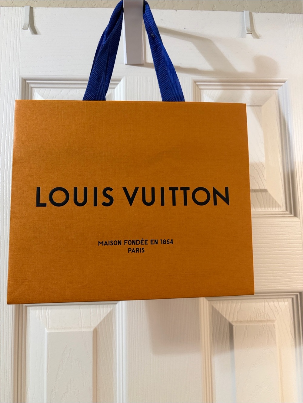 Men Bags Subcategory Identification